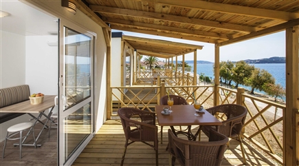 70012 Belvedere Trogir Mobile homes next to the sea terrace